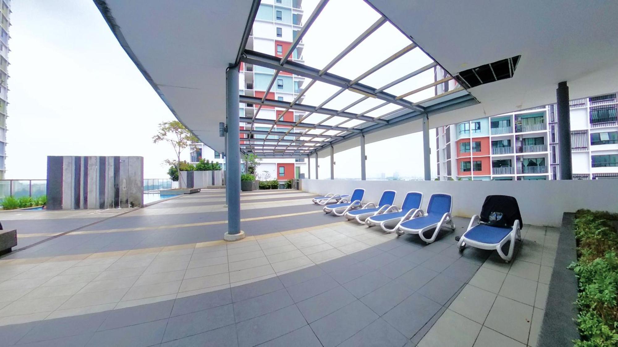 I-City Free Wifi 55Inch Smarttv Car Park Fit 5Pax Шах-Алам Экстерьер фото